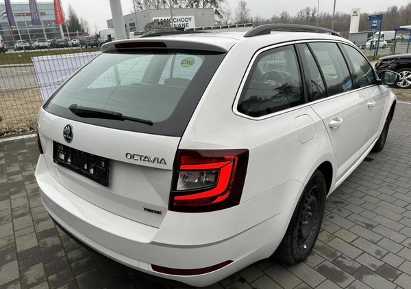 Skoda Octavia cena 24400 przebieg: 88000, rok produkcji 2017 z Krajenka małe 154